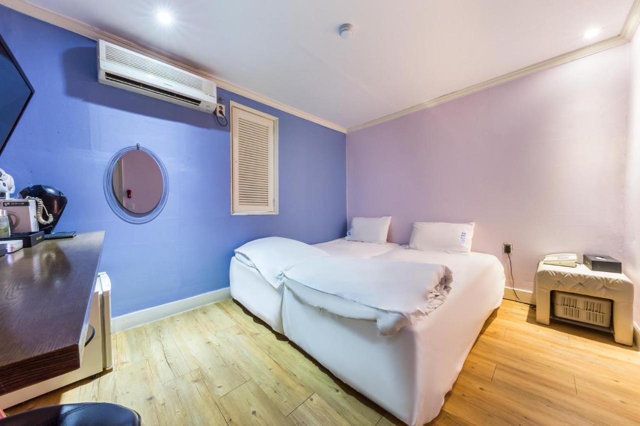 In Seoul Sinchon Goguma Hotel Екстериор снимка